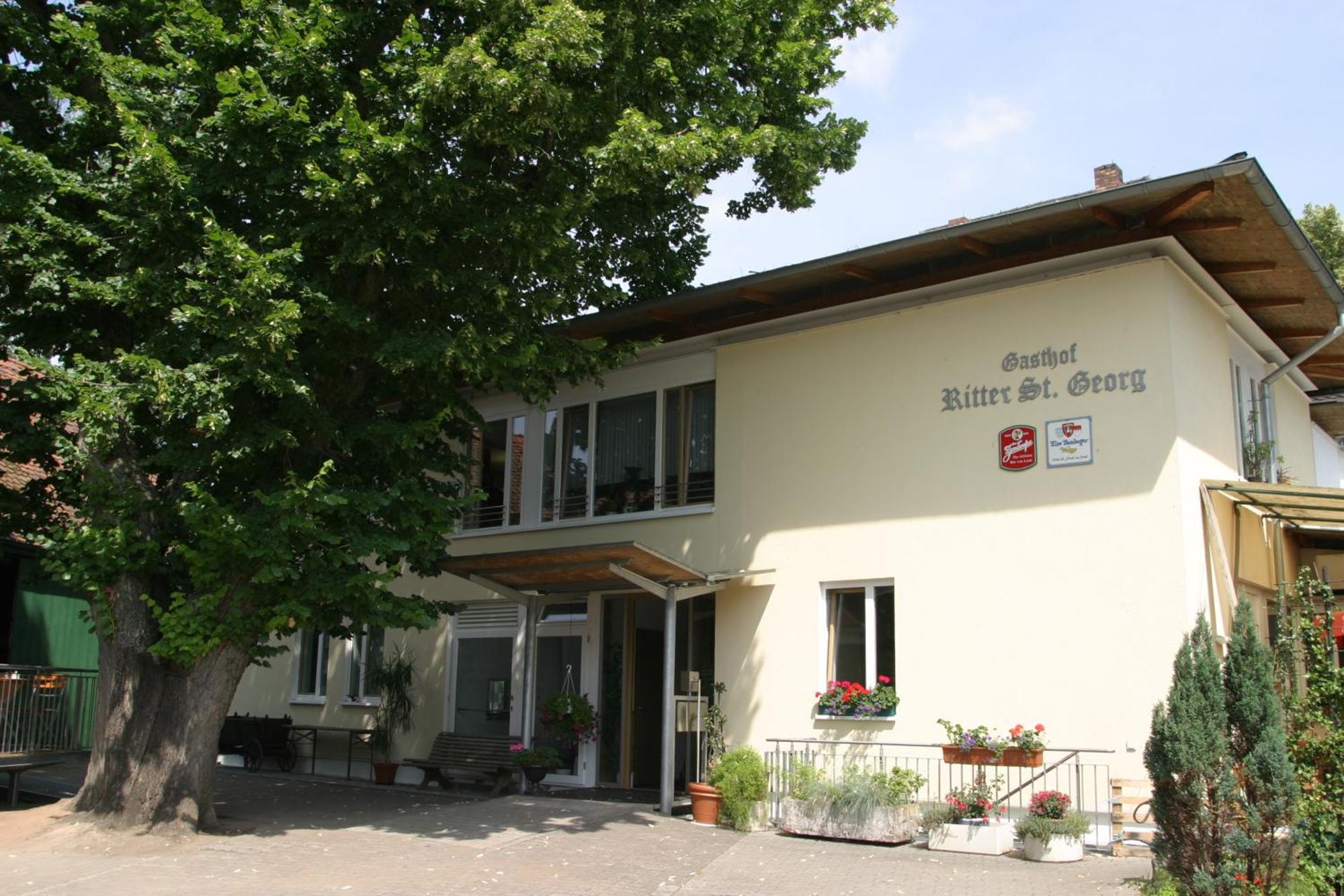 Hotel Und Gasthof Ritter St. Georg Erlangen Buitenkant foto